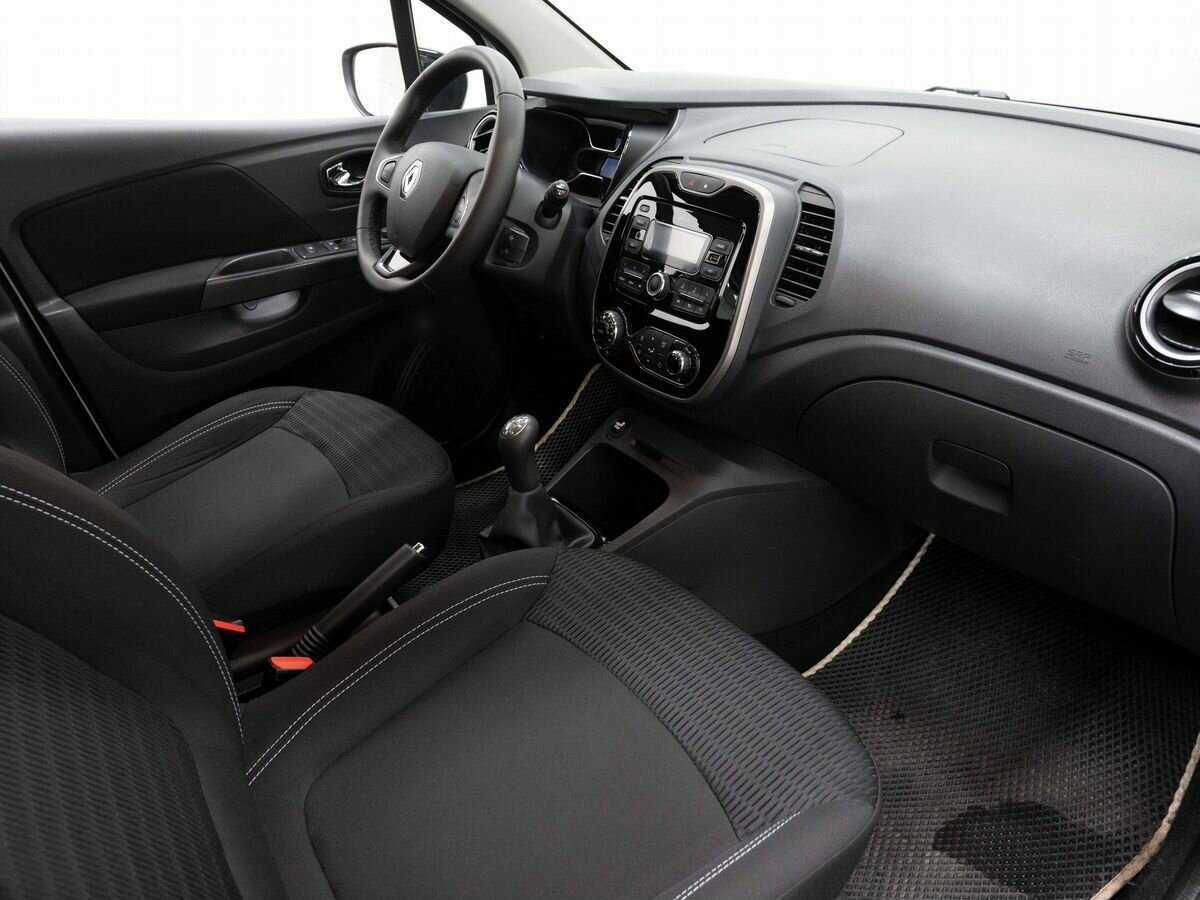 Б/У Рено Каптюр 2017 года. Фото: #10