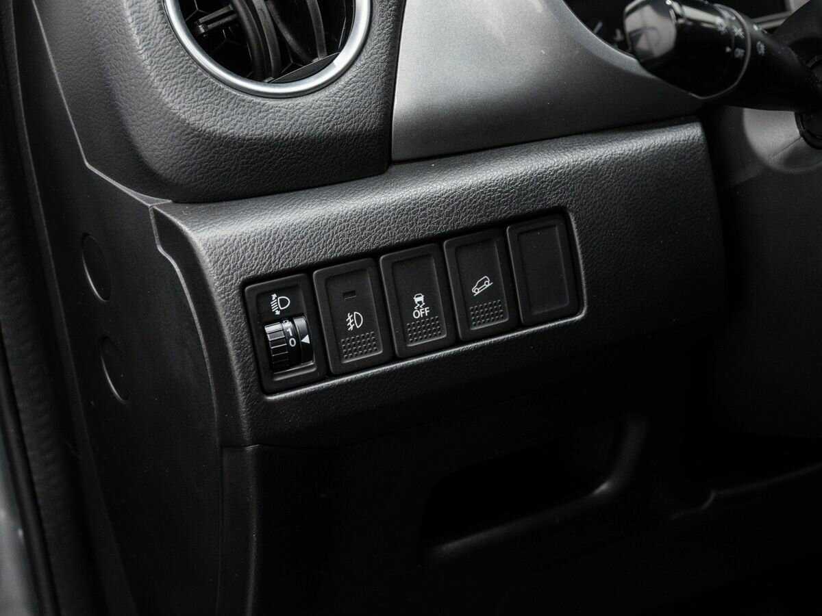 Б/У Сузуки Витара 2015 года. Фото: #16