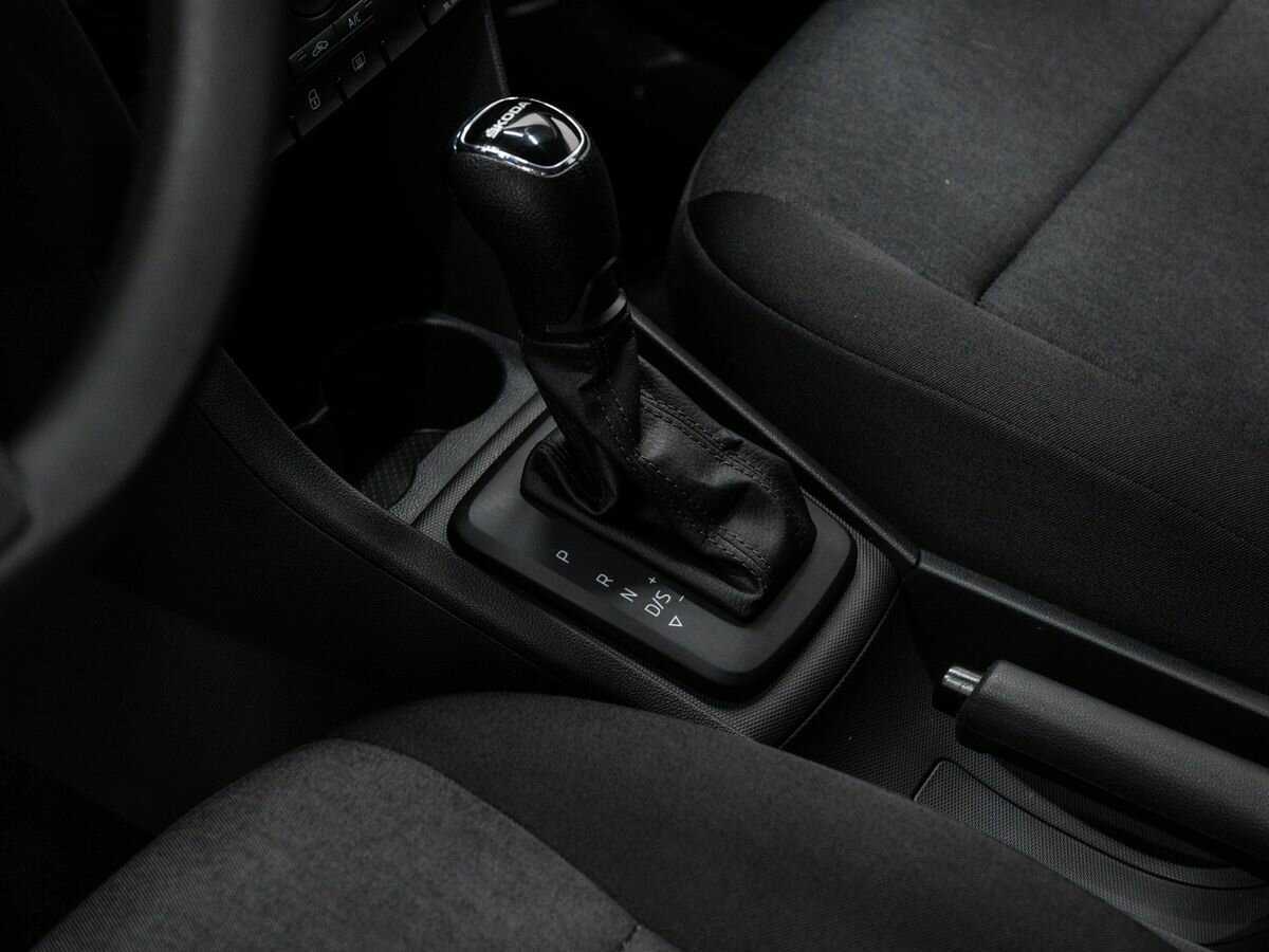 Б/У Шкода Рапид 2019 года. Фото: #17