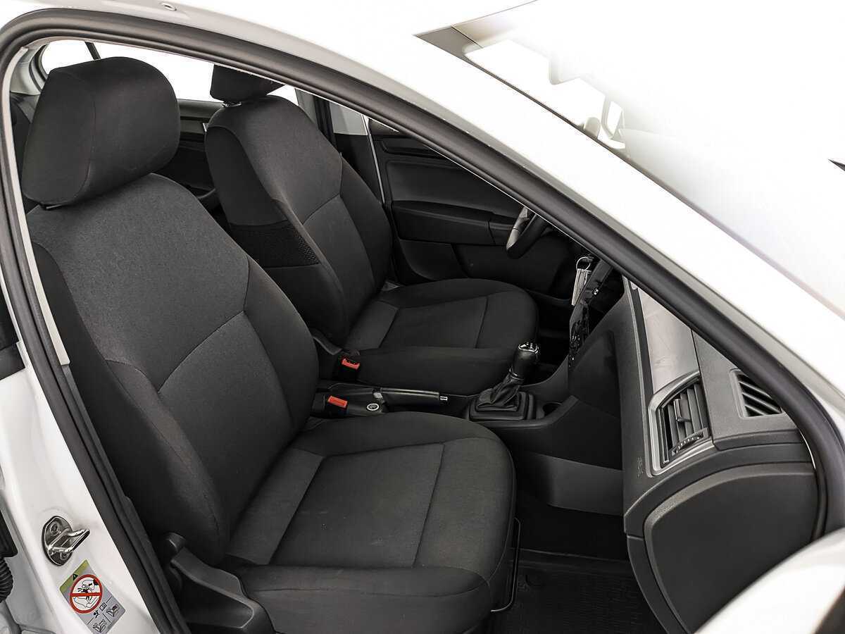 Б/У Шкода Рапид 2019 года. Фото: #20