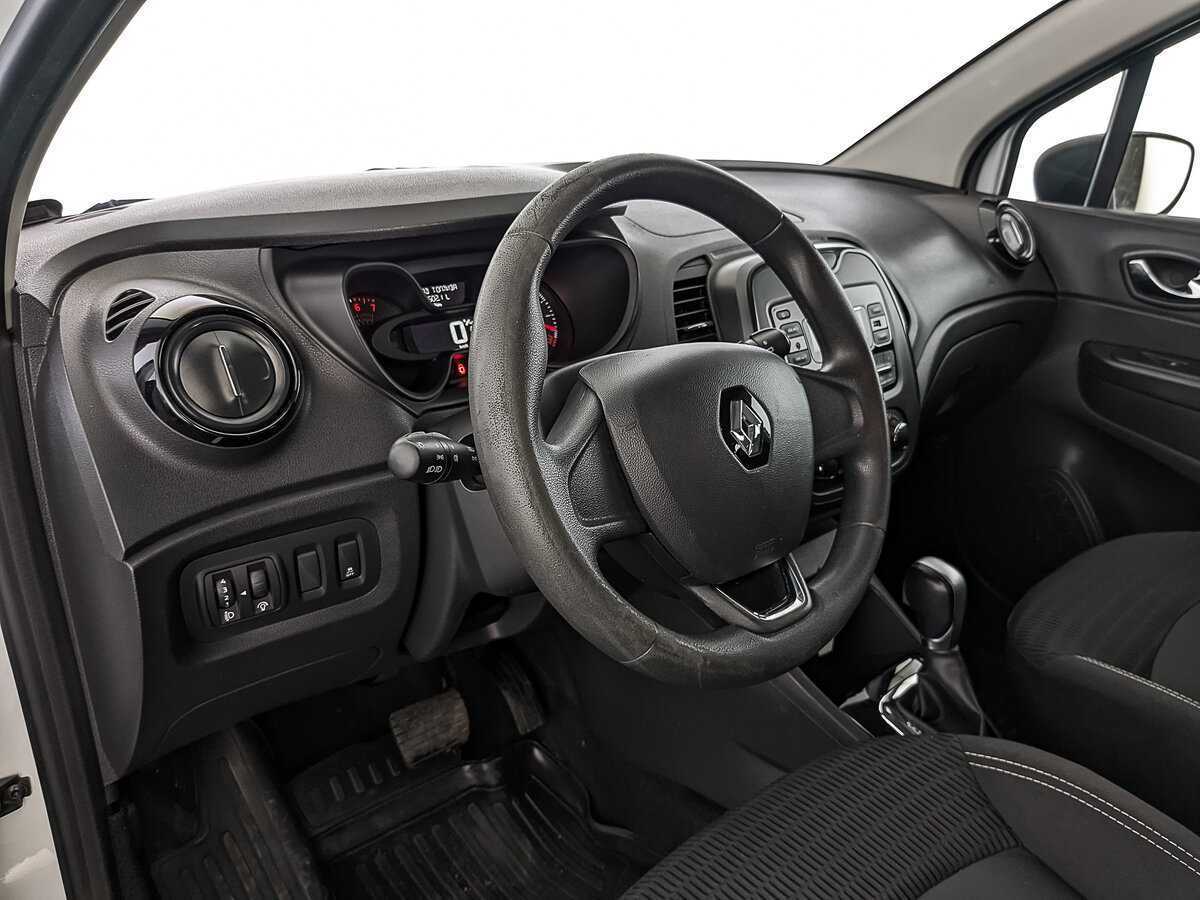 Б/У Рено Каптюр 2018 года. Фото: #14