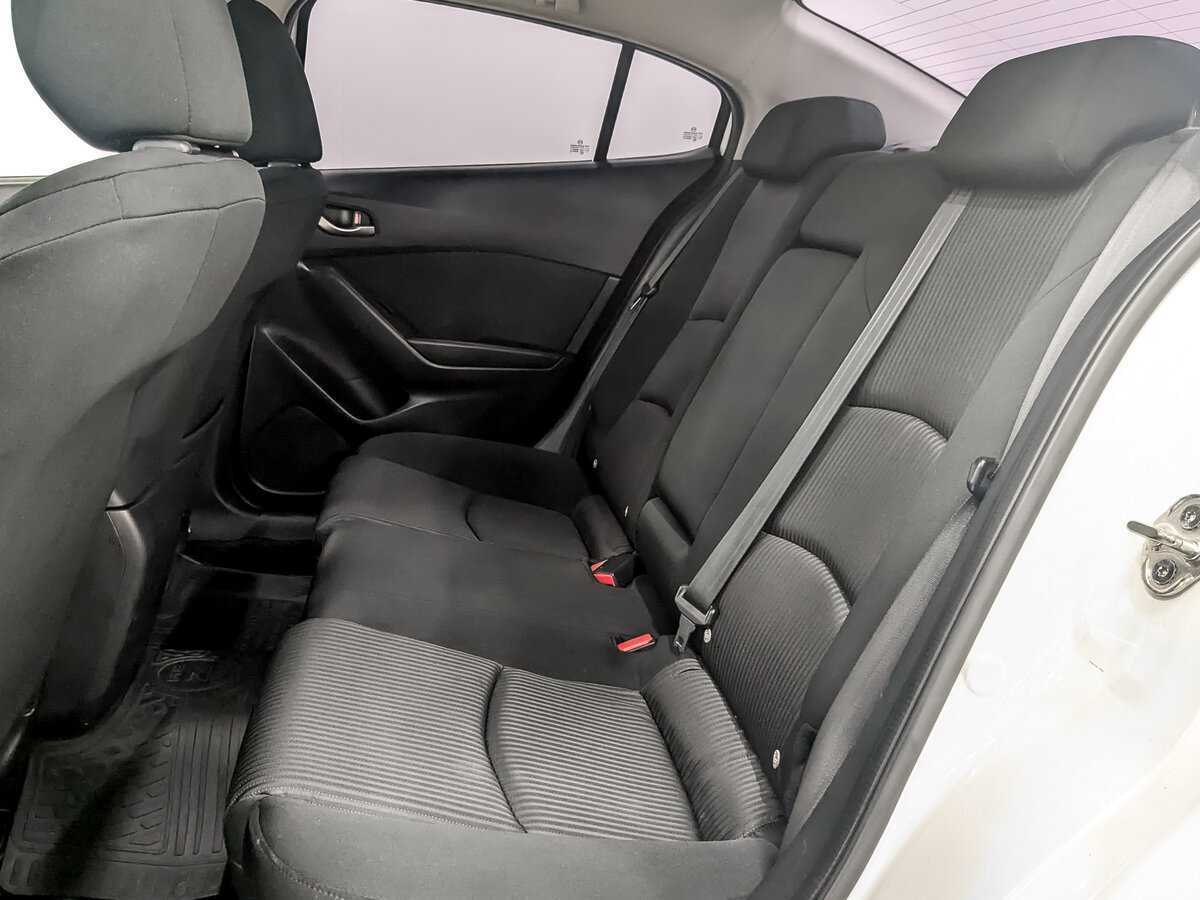 Б/У Мазда 3 2014 года. Фото: #11