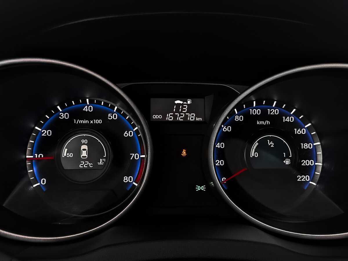 Б/У Хендай ай-икс35 2015 года. Фото: #15