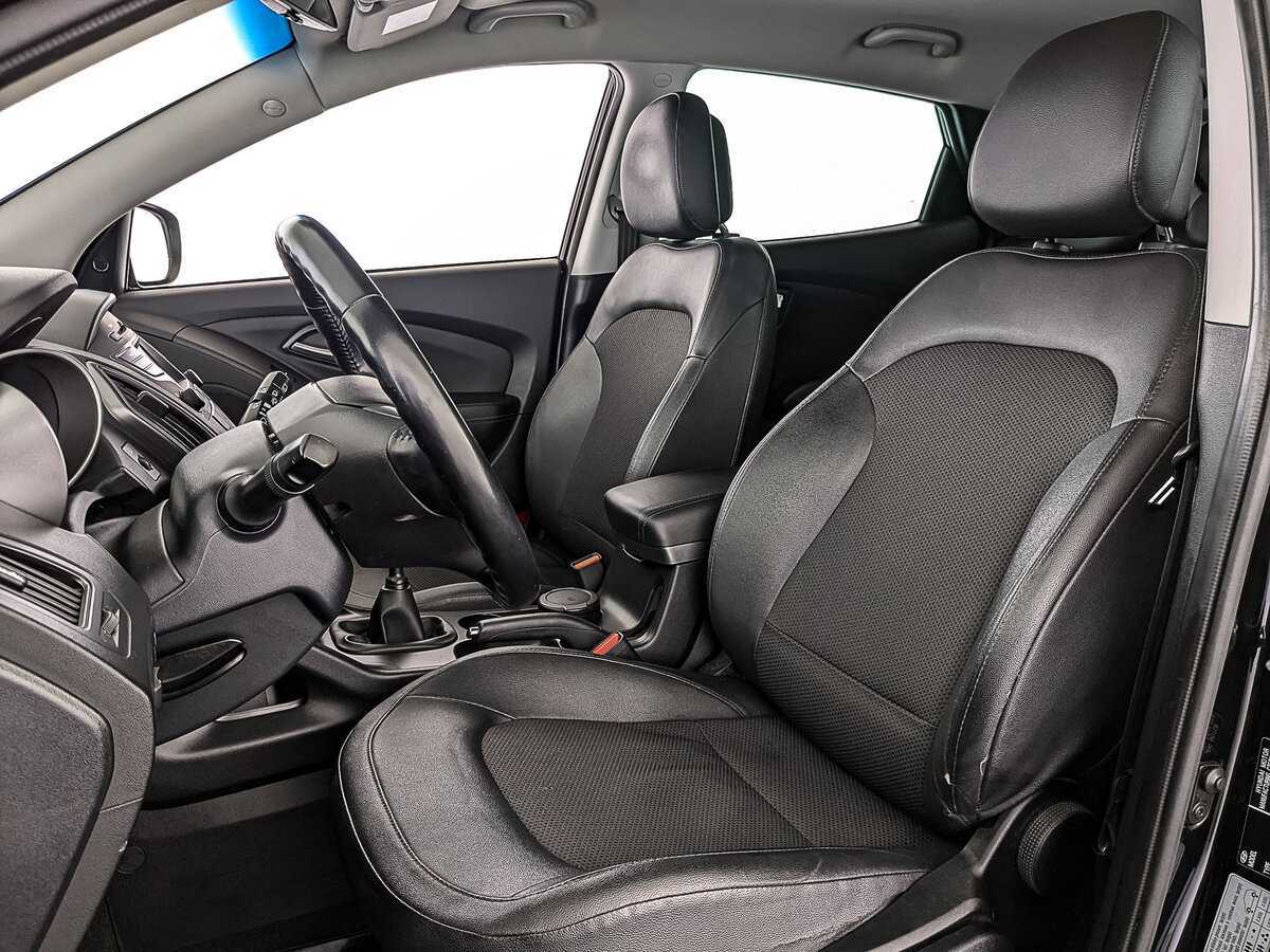 Б/У Хендай ай-икс35 2015 года. Фото: #19