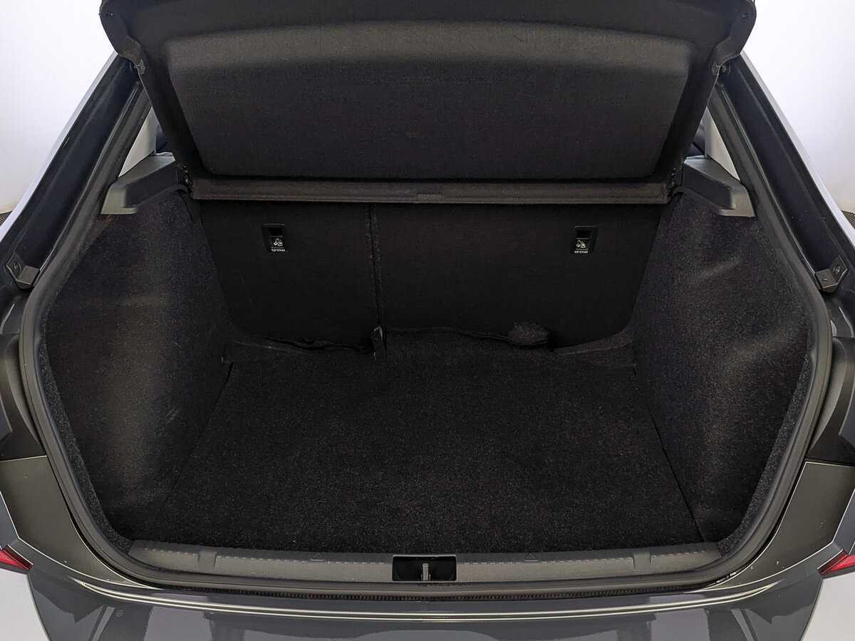 Б/У Фольксваген Поло 2021 года. Фото: #9