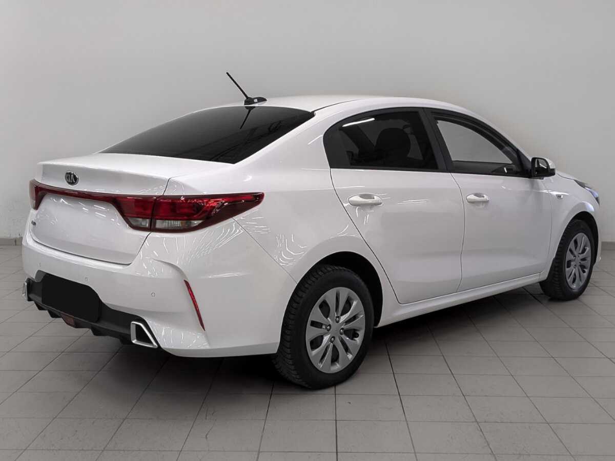 Б/У Киа Рио 2021 года. Фото: #4