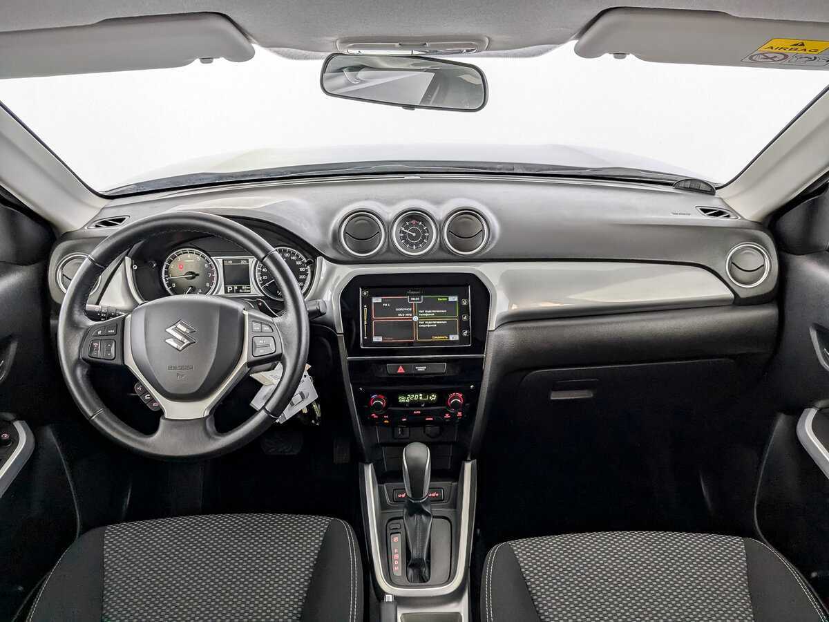 Б/У Сузуки Витара 2016 года. Фото: #13