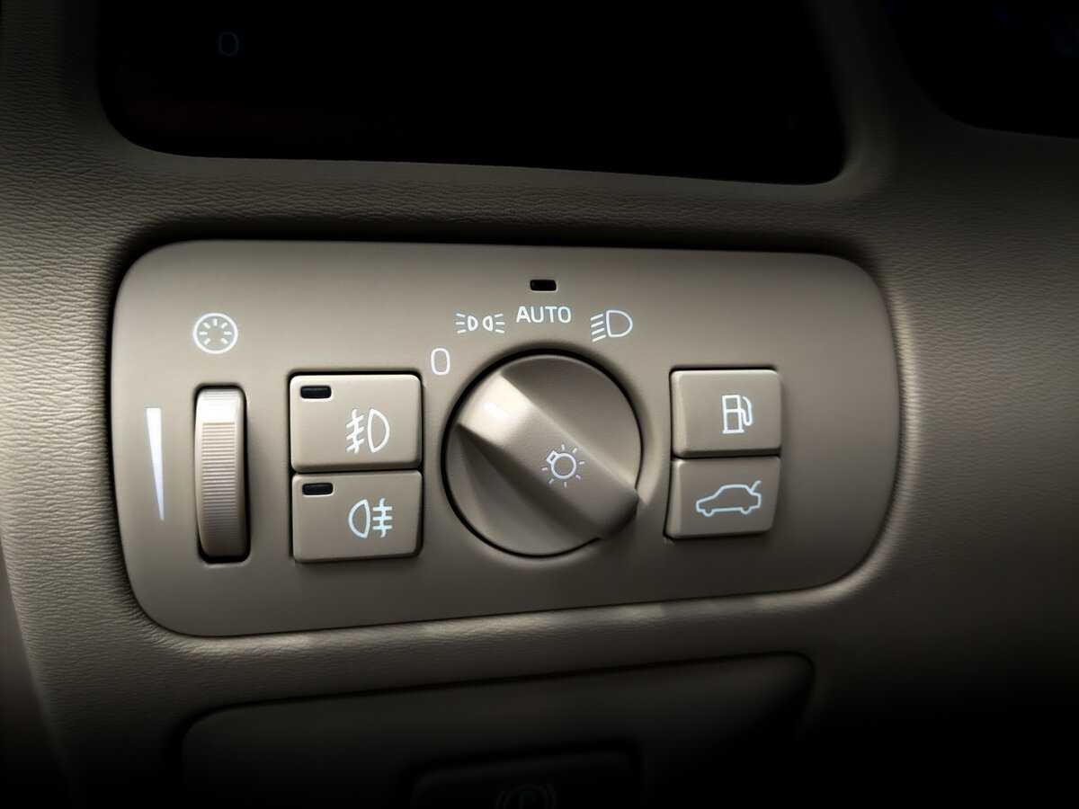 Б/У Вольво С80 2013 года. Фото: #26