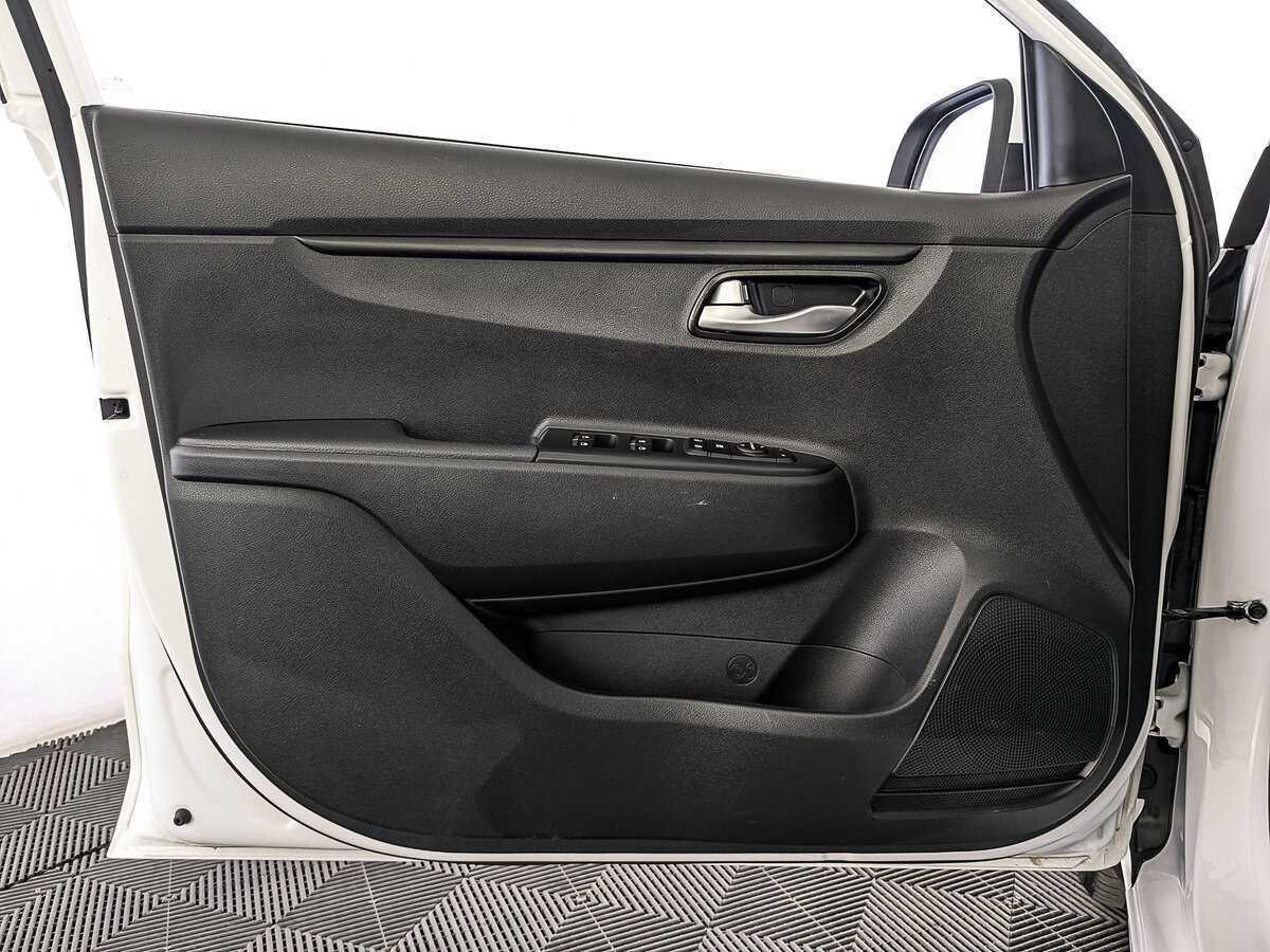 Б/У Киа Рио 2021 года. Фото: #18