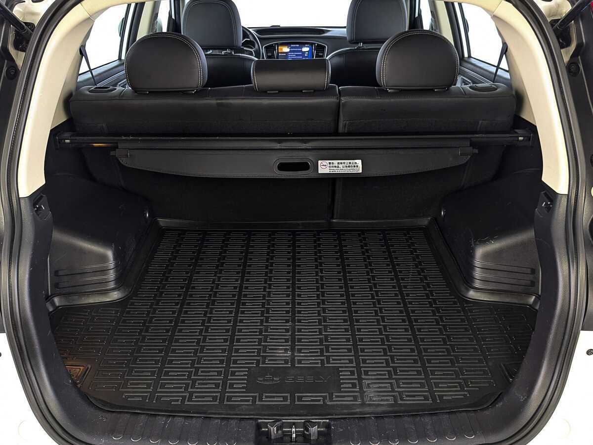 Б/У Джили Эмгранд Икс7 2018 года. Фото: #9