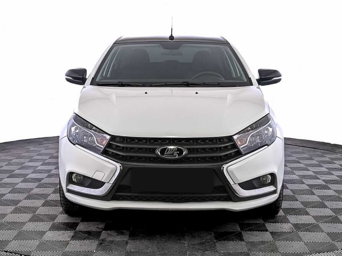 Б/У Лада (ВАЗ) Веста 2021 года. Фото: #1