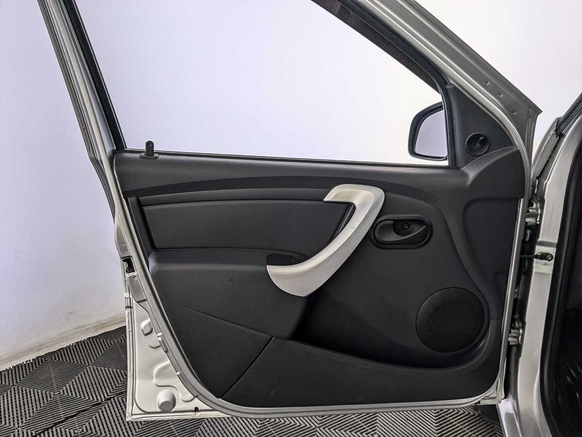 Б/У Лада (ВАЗ) Ларгус 2020 года. Фото: #18