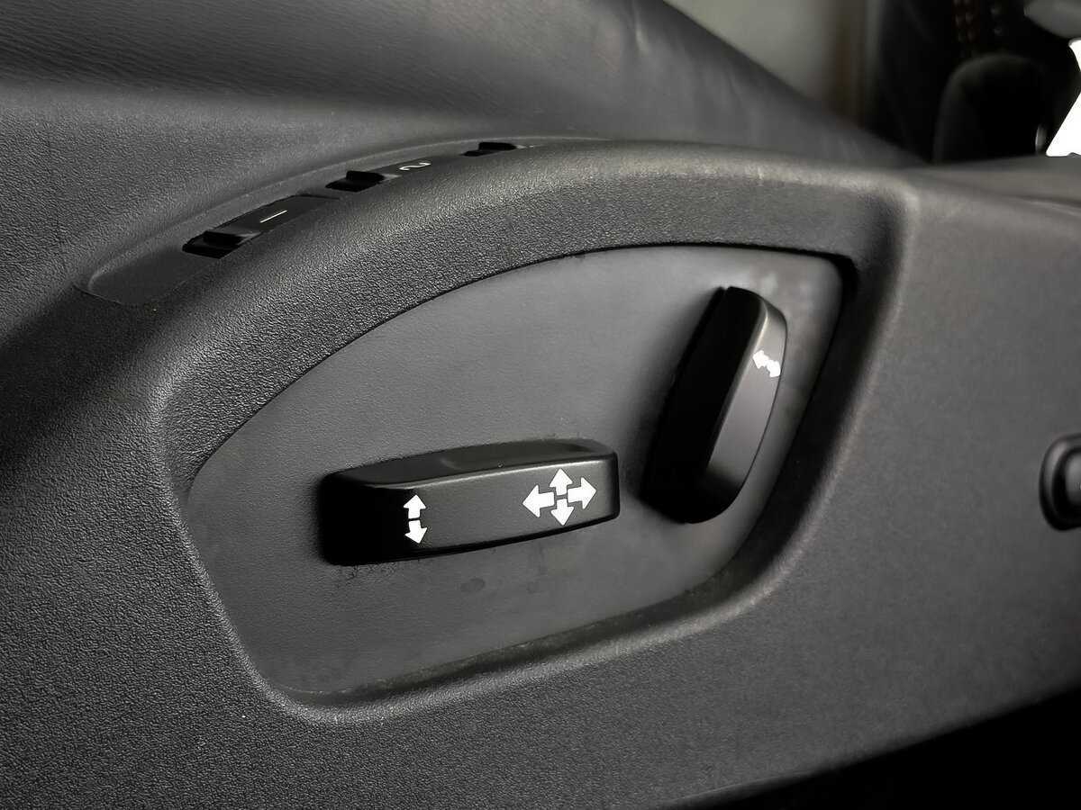 Б/У Вольво ИксЦ60 2014 года. Фото: #26