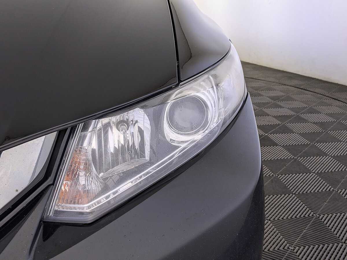 Б/У Хонда Цивик 2013 года. Фото: #10