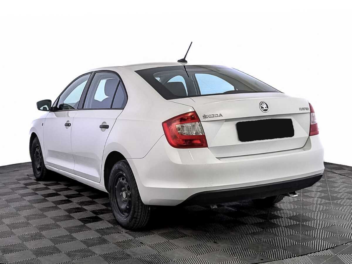 Б/У Шкода Рапид 2017 года. Фото: #6