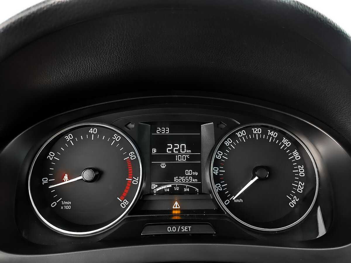 Б/У Шкода Рапид 2017 года. Фото: #13