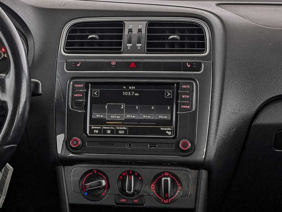 Б/У Фольксваген Поло 2019 года. Фото: #16