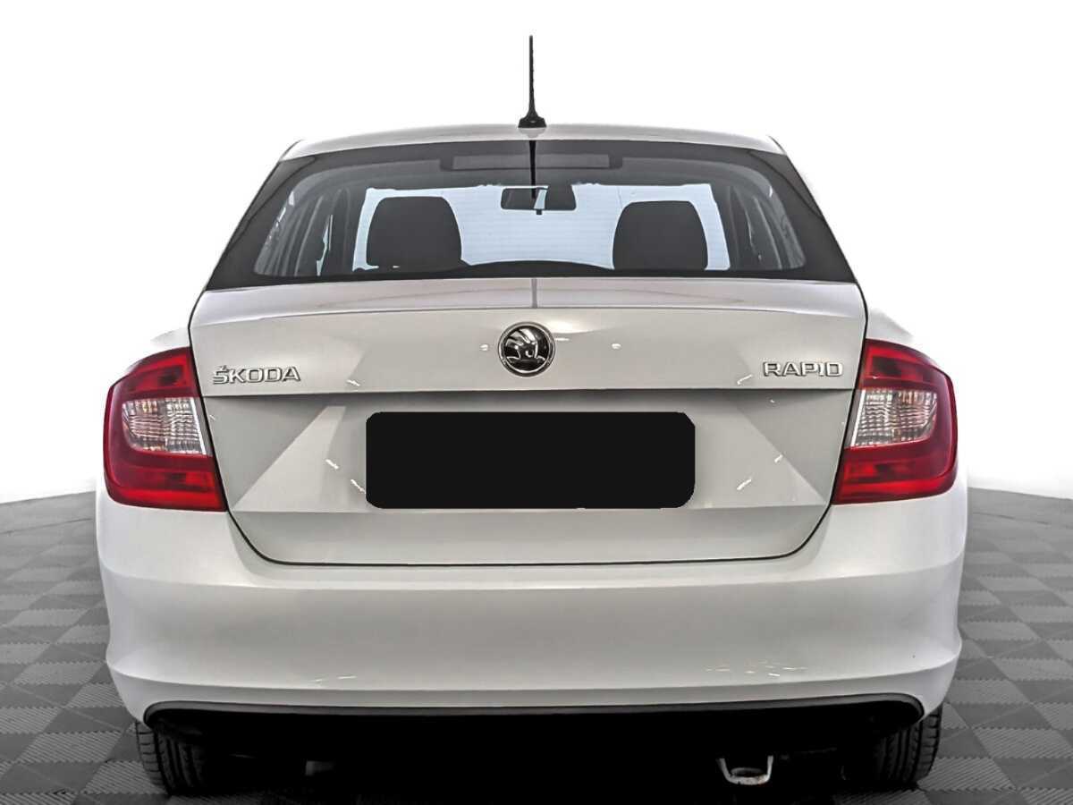 Б/У Шкода Рапид 2017 года. Фото: #5