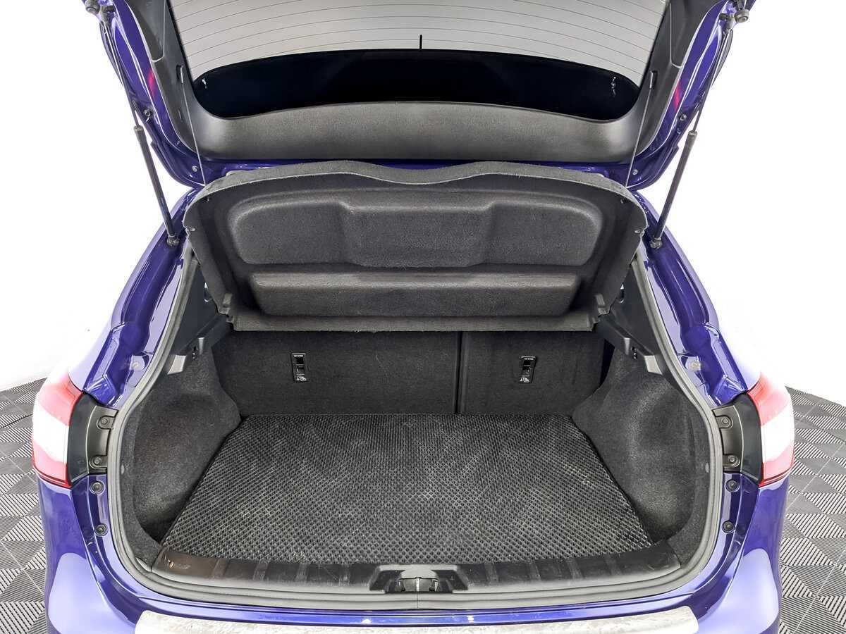 Б/У Ниссан Кашкай 2016 года. Фото: #9