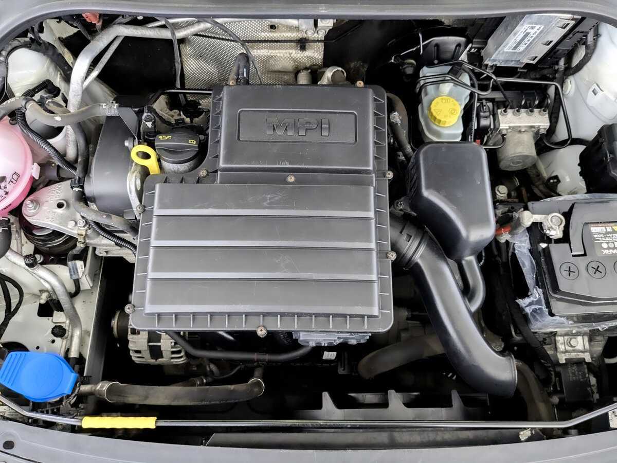 Б/У Шкода Рапид 2017 года. Фото: #8