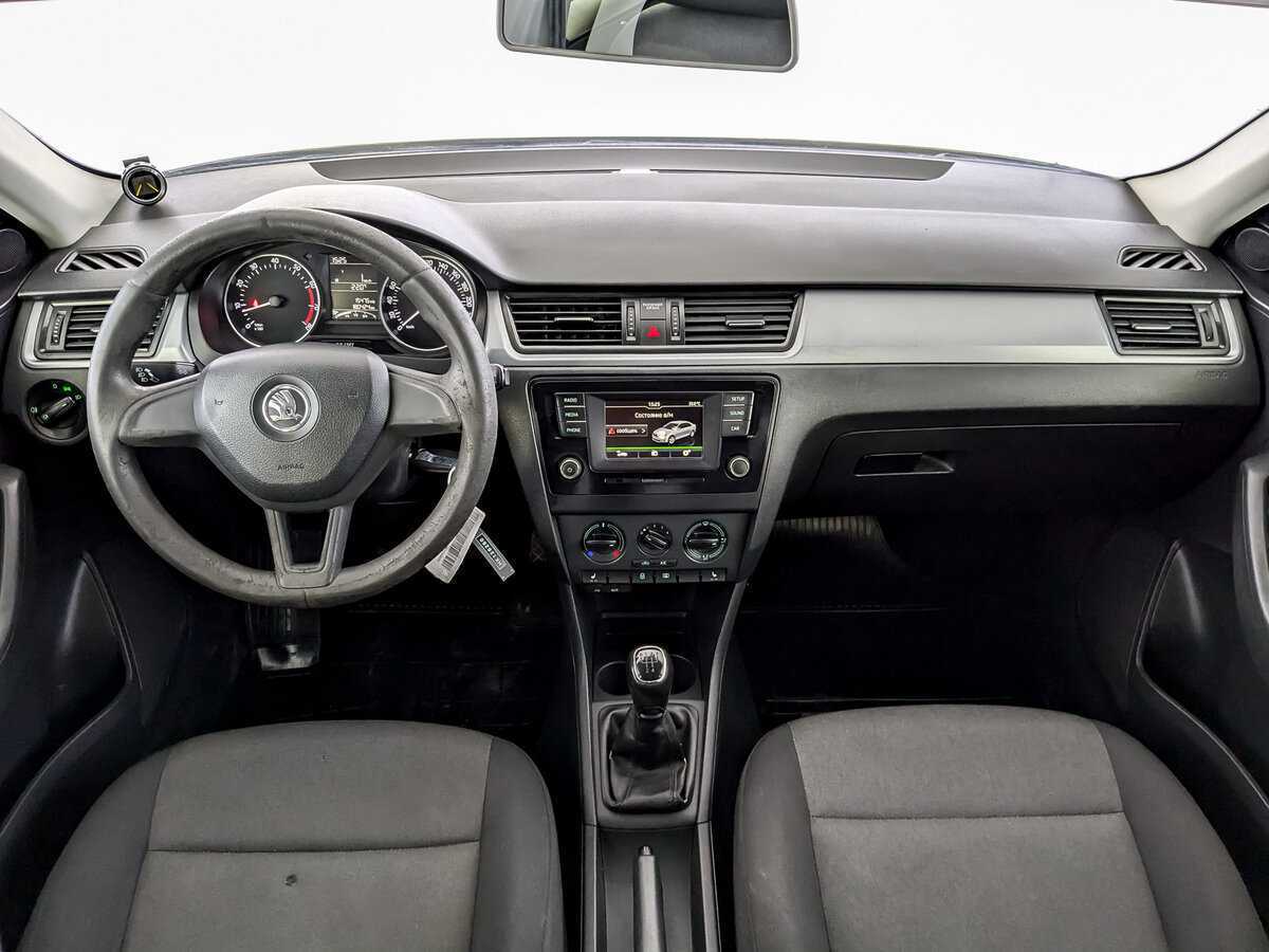 Б/У Шкода Рапид 2017 года. Фото: #13