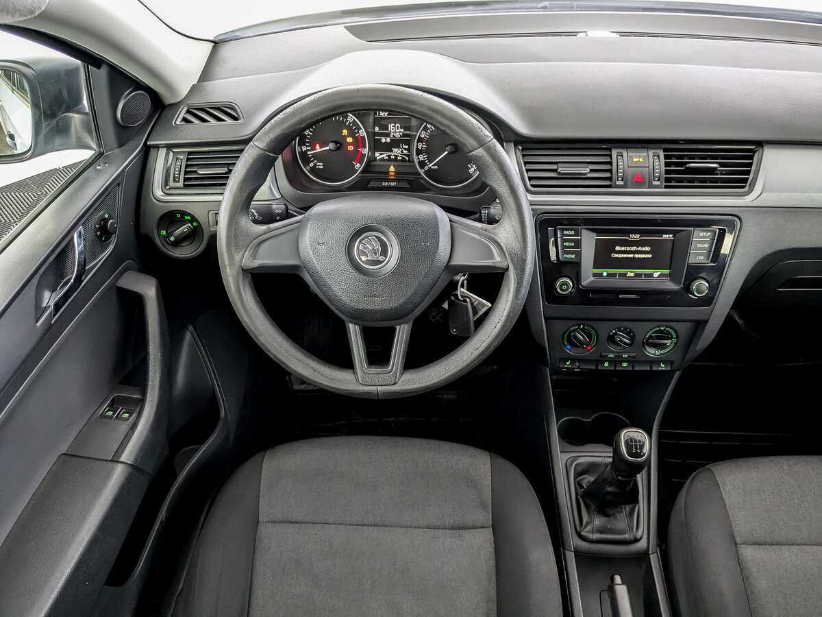 Б/У Шкода Рапид 2017 года. Фото: #24