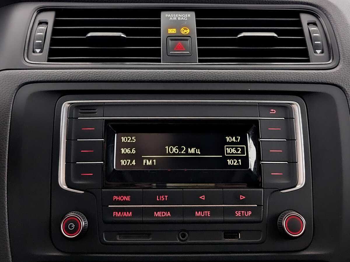 Б/У Фольксваген Джетта 2016 года. Фото: #14