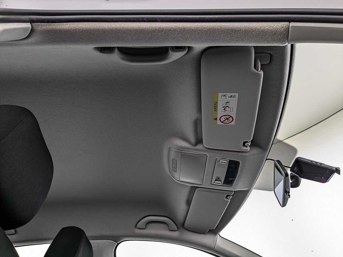 Б/У Шкода Рапид 2017 года. Фото: #21