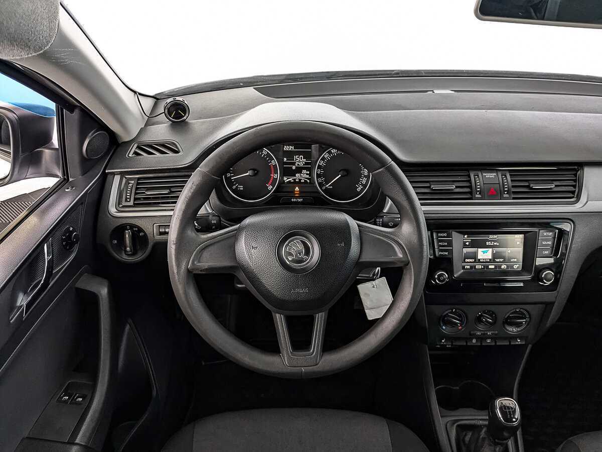 Б/У Шкода Рапид 2017 года. Фото: #20