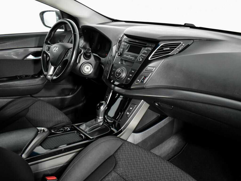 Б/У Хендай ай40 2016 года. Фото: #11