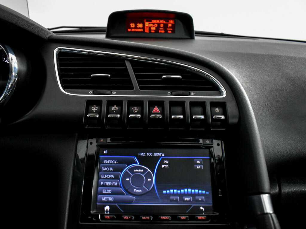 Б/У Пежо 3008 2014 года. Фото: #13