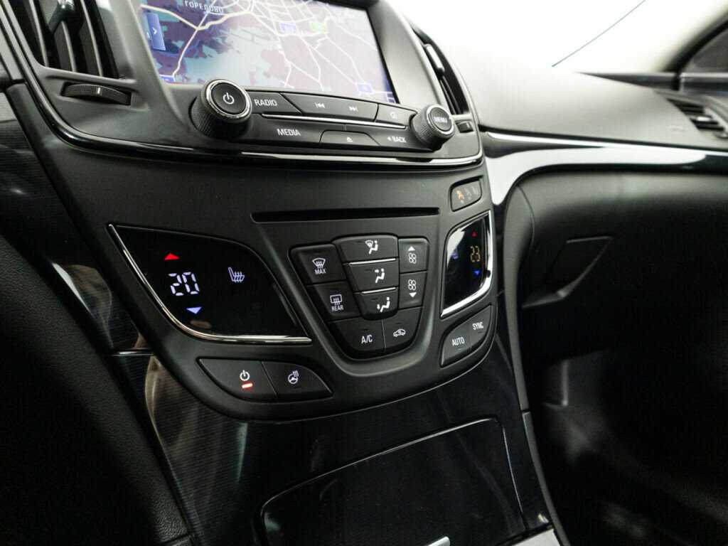 Б/У Опель Инсигния 2014 года. Фото: #17