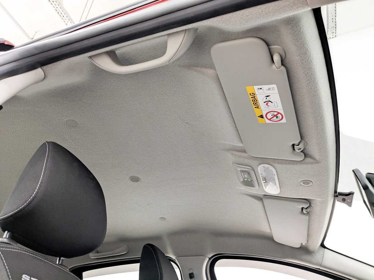 Б/У Рено Логан 2021 года. Фото: #20