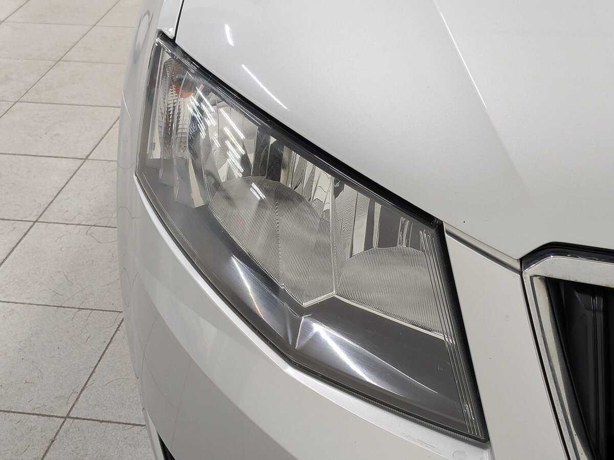 Б/У Шкода Октавия 2016 года. Фото: #10