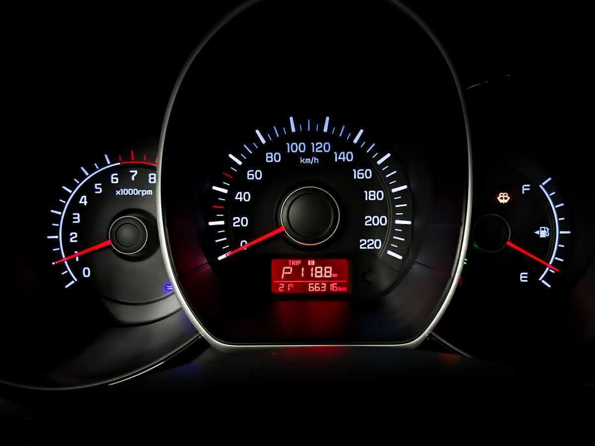 Б/У Киа Рио 2015 года. Фото: #12