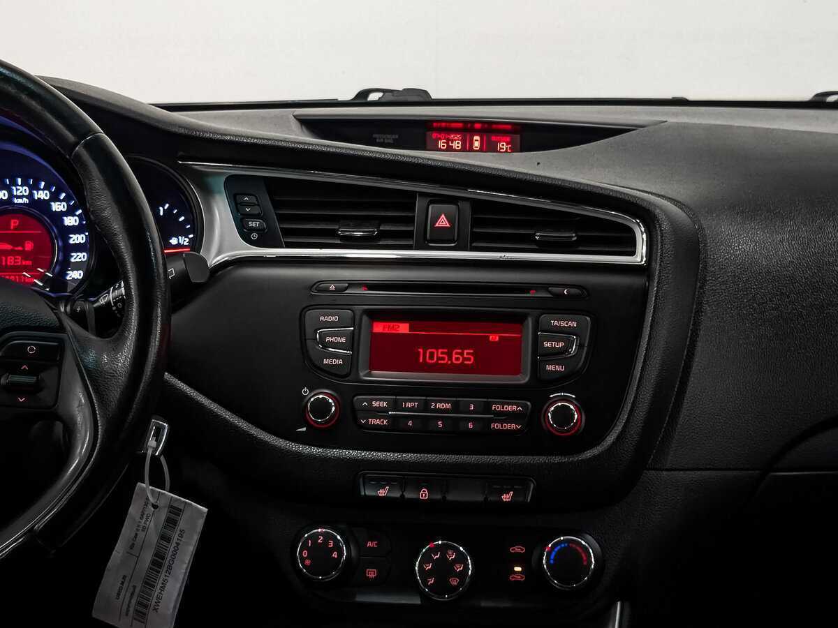 Б/У Киа Сид 2016 года. Фото: #16