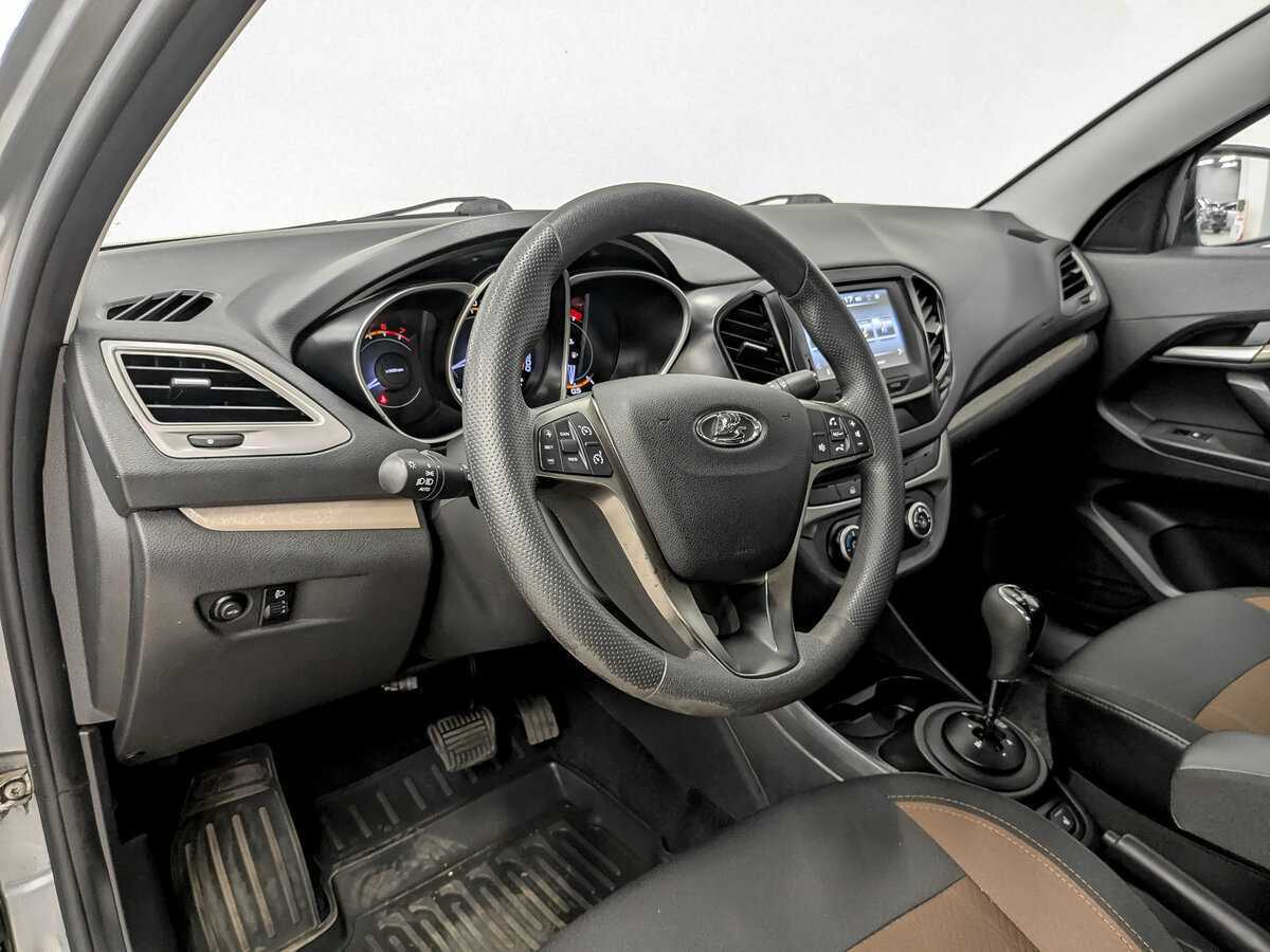 Б/У Лада (ВАЗ) Веста 2017 года. Фото: #15