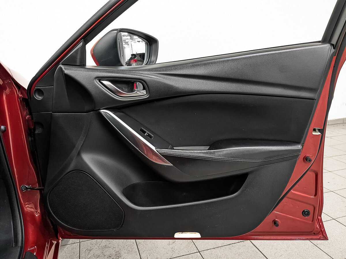 Б/У Мазда 6 2018 года. Фото: #22