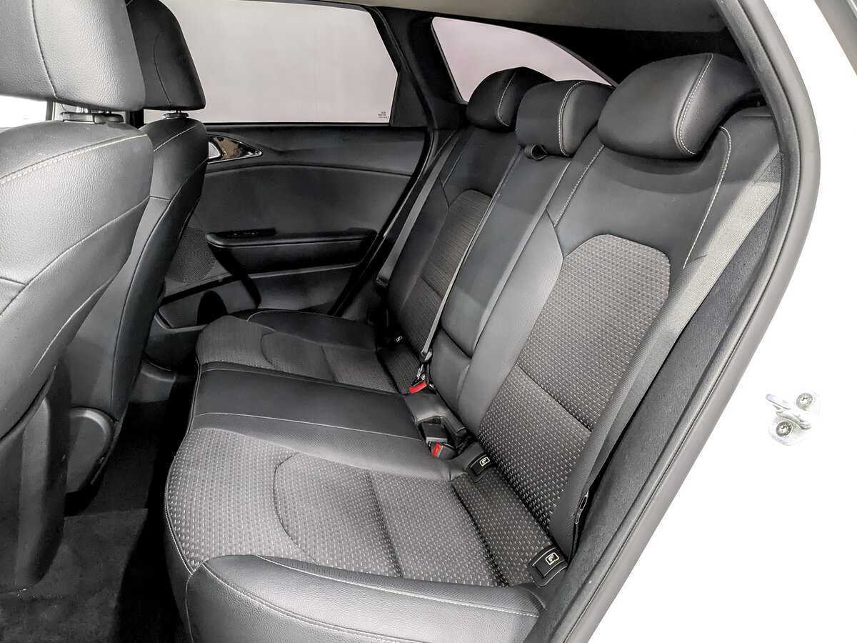 Б/У Киа Сид 2020 года. Фото: #12