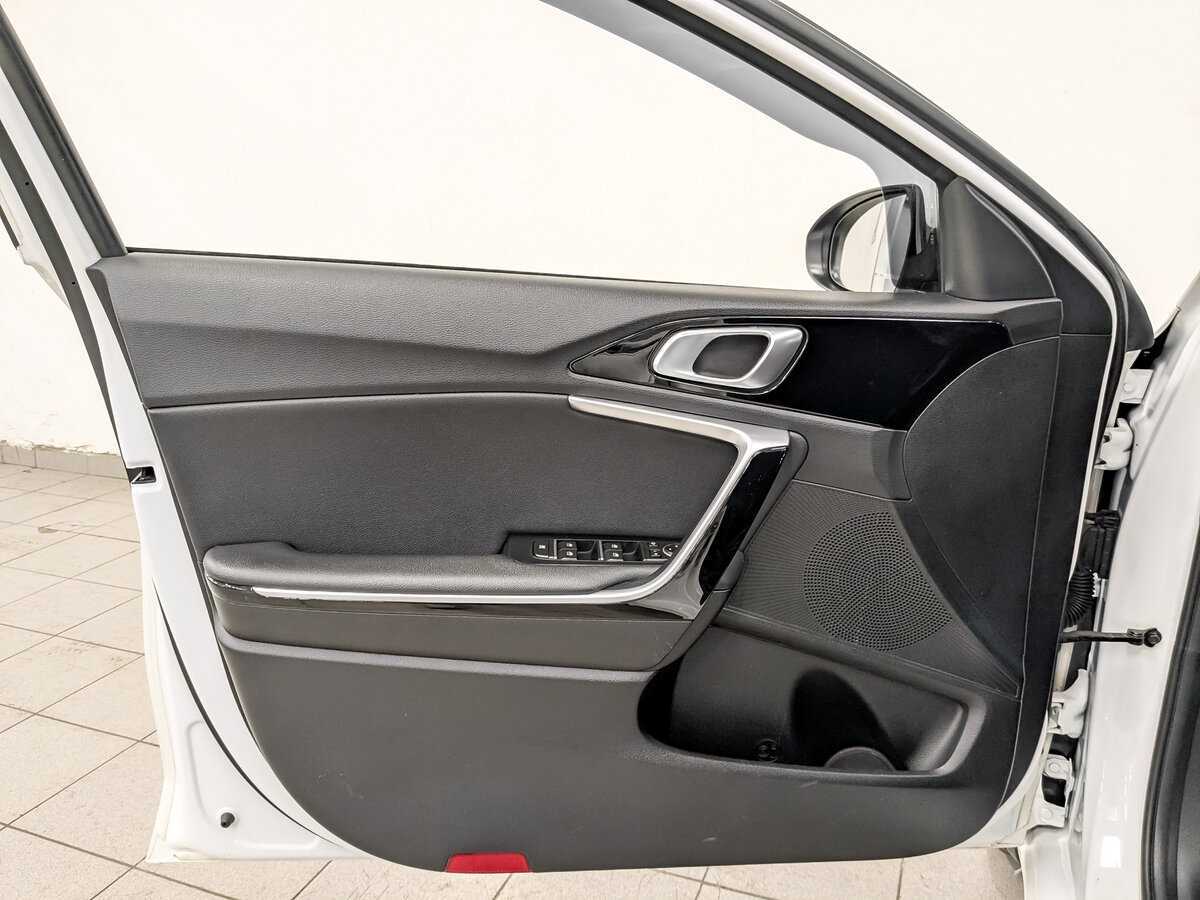 Б/У Киа Сид 2020 года. Фото: #17