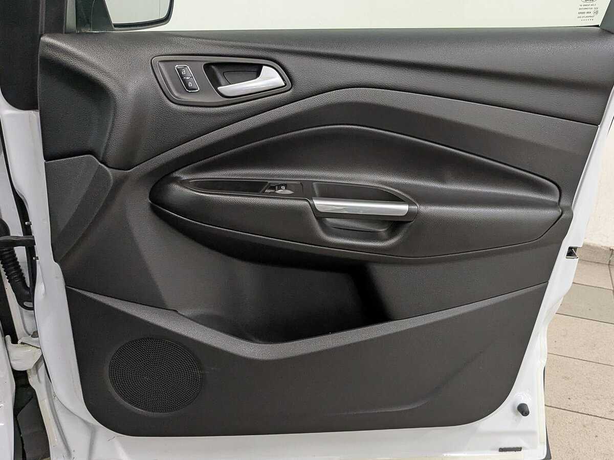 Б/У Форд Куга 2014 года. Фото: #22