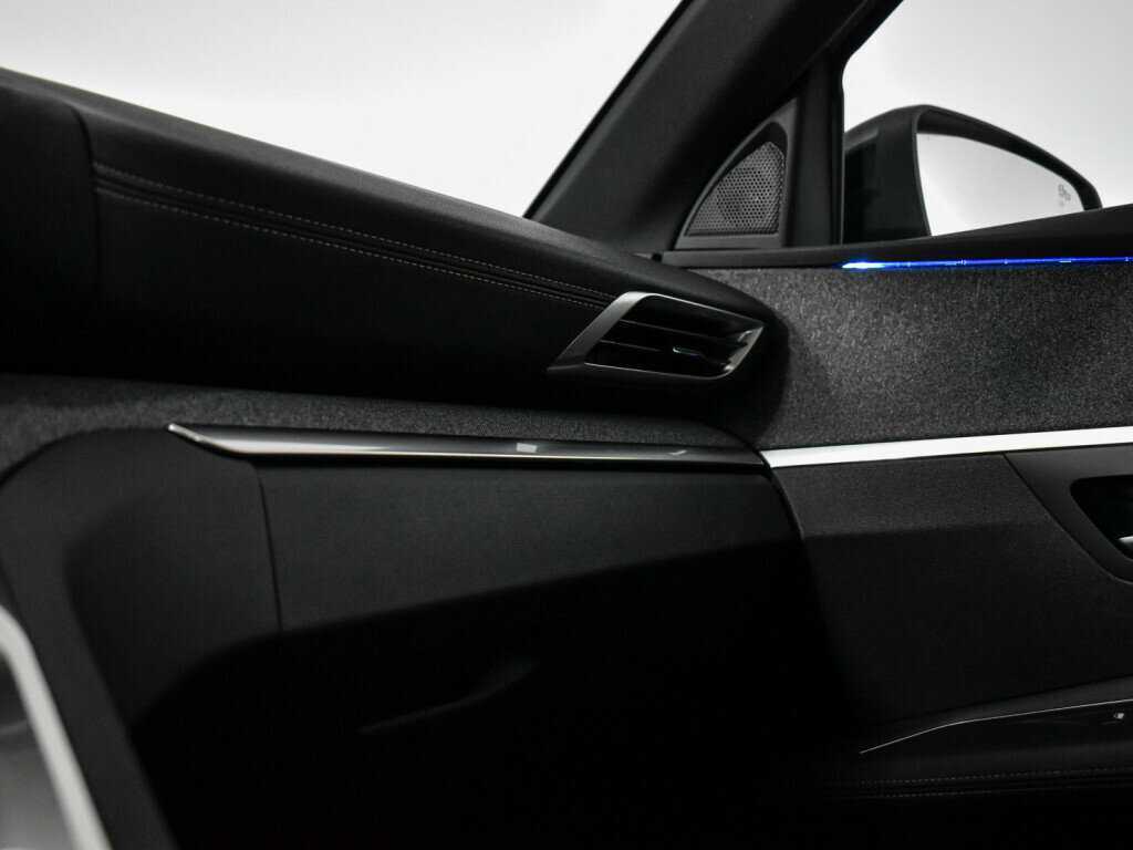 Б/У Пежо 3008 2018 года. Фото: #19