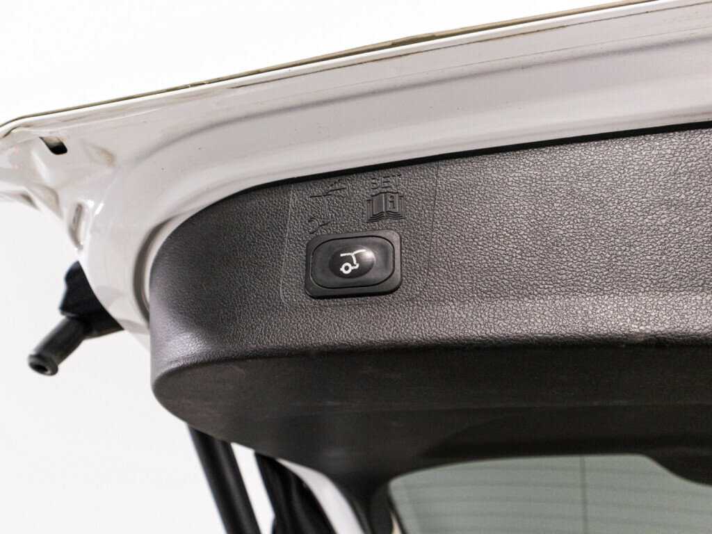 Б/У Форд Куга 2017 года. Фото: #14