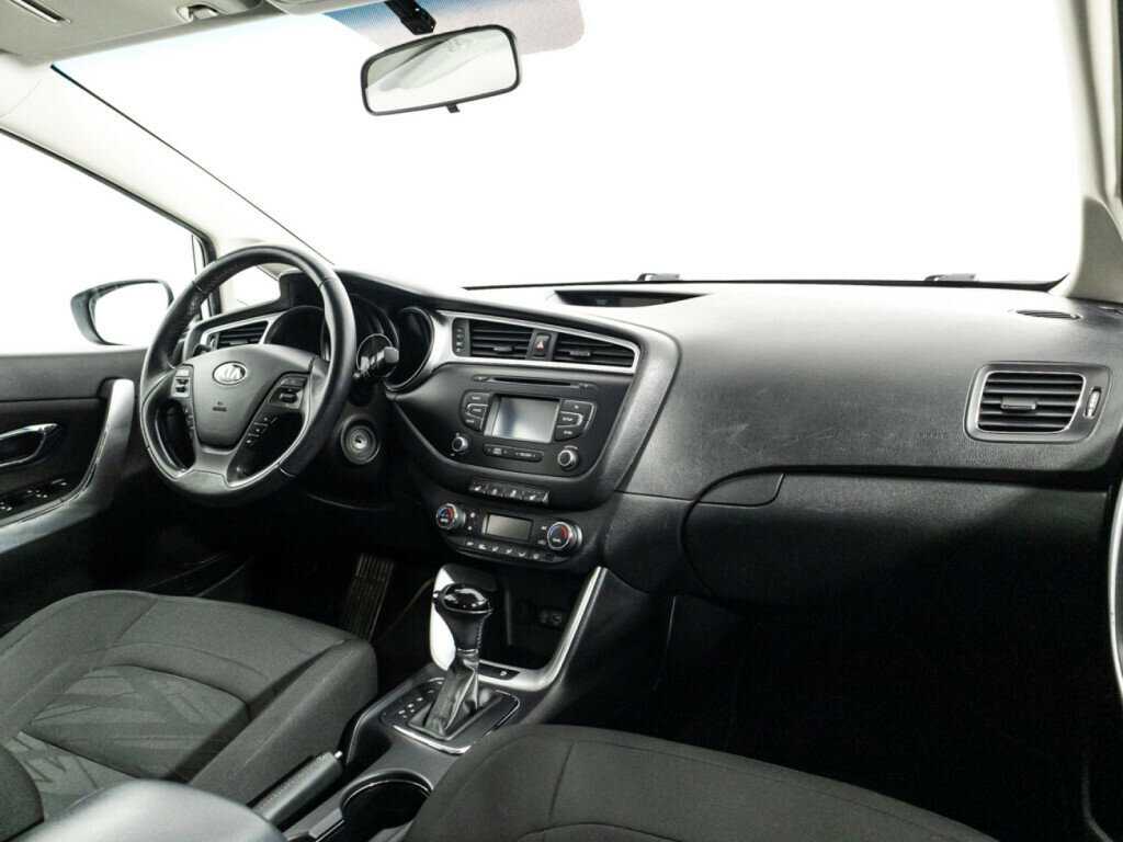 Б/У Киа Сид 2018 года. Фото: #8