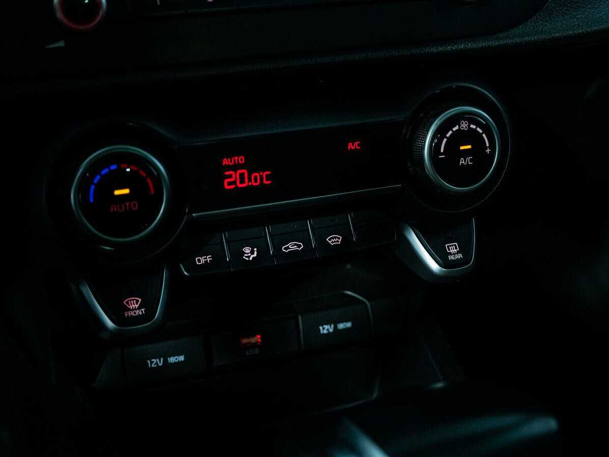 Б/У Киа Рио 2021 года. Фото: #13