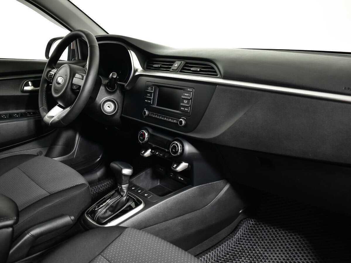 Б/У Киа Рио 2021 года. Фото: #8