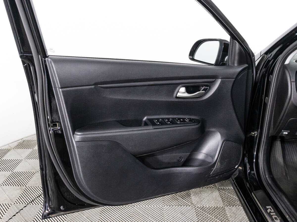 Б/У Киа Рио 2021 года. Фото: #23