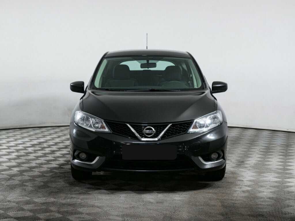 Б/У Ниссан Тиида 2015 года. Фото: #1