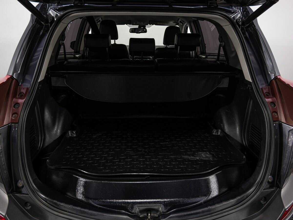 Б/У Тойота Рав4 2013 года. Фото: #21