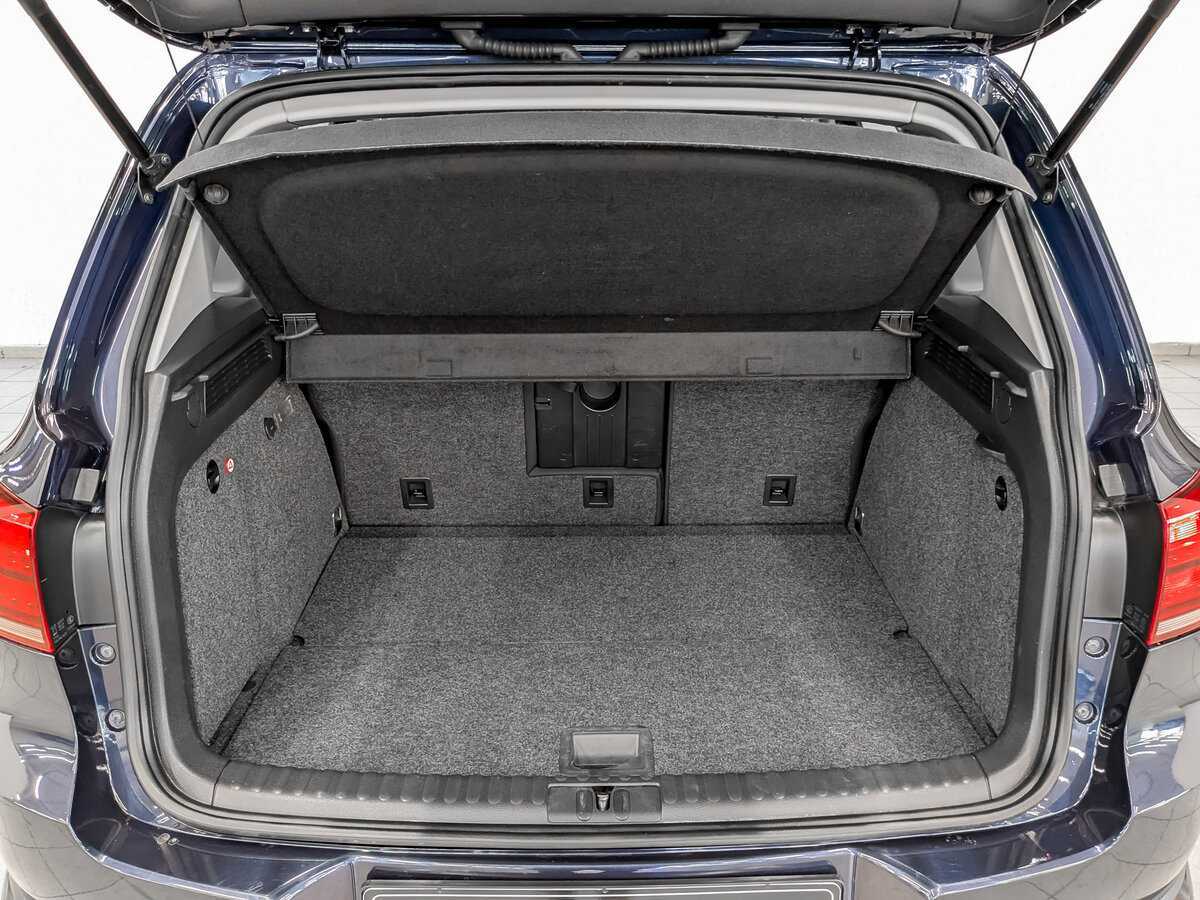 Б/У Фольксваген Тигуан 2016 года. Фото: #9